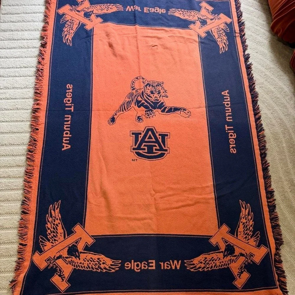 VTG Auburn Tigers 'War Eagle' throw blanket Collage School Decor Home Alabama